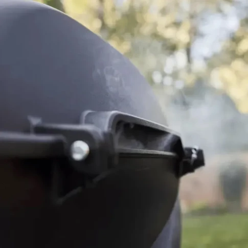 Weber Q-2800N гриль газовый с тележкой премиум-класса